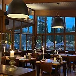 Riverside 4*