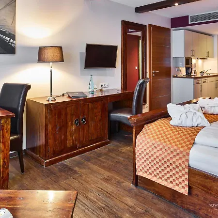 Hotel Riverside