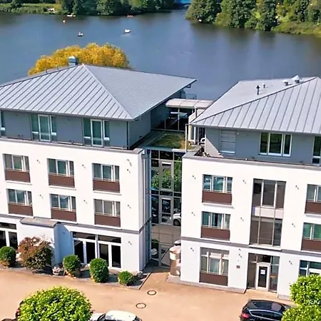 호텔 Riverside 4*