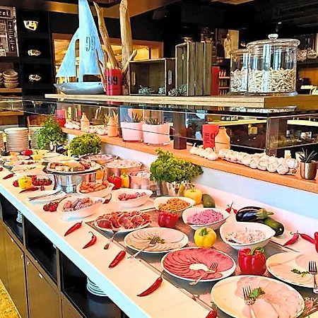 Hotel Riverside 4*